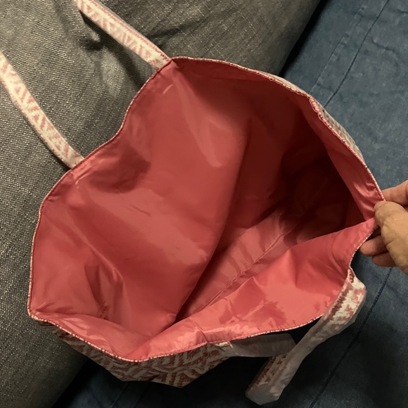 Estee Lauder Large Pink & White Tote Bag NWOT - Picture 2 of 5